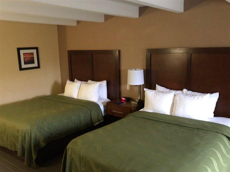 Country Inn & Suites By Radisson, Battle Creek, Mi Zewnętrze zdjęcie
